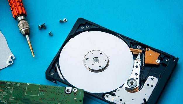Замена жесткого диска компьютера